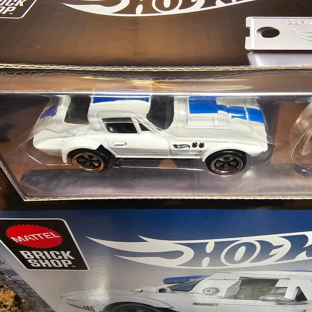 Mattel Brick Shop Hot Wheels Corvette Grand Sport Building Kit Collectors JGR31